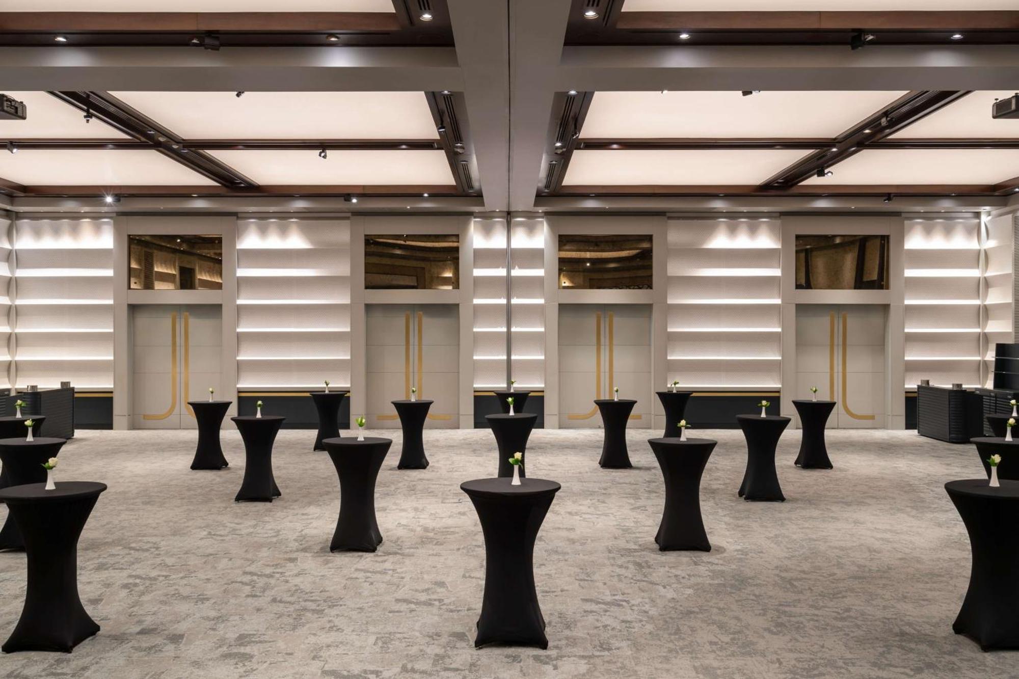 Radisson Blu Hotel Bucharest Exterior photo The Grand Ballroom
